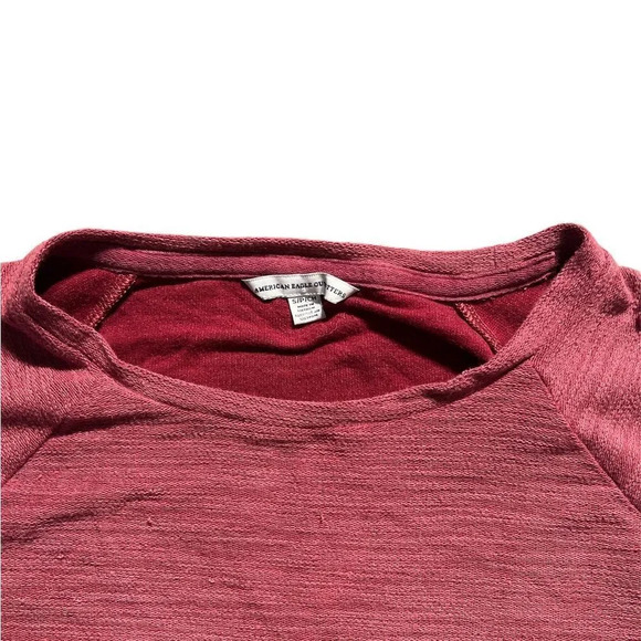 American Eagle Women's‎ Small Red Knit Blouse with Cold Shoulder & 3/4 Sleeves - Picture 6 of 7